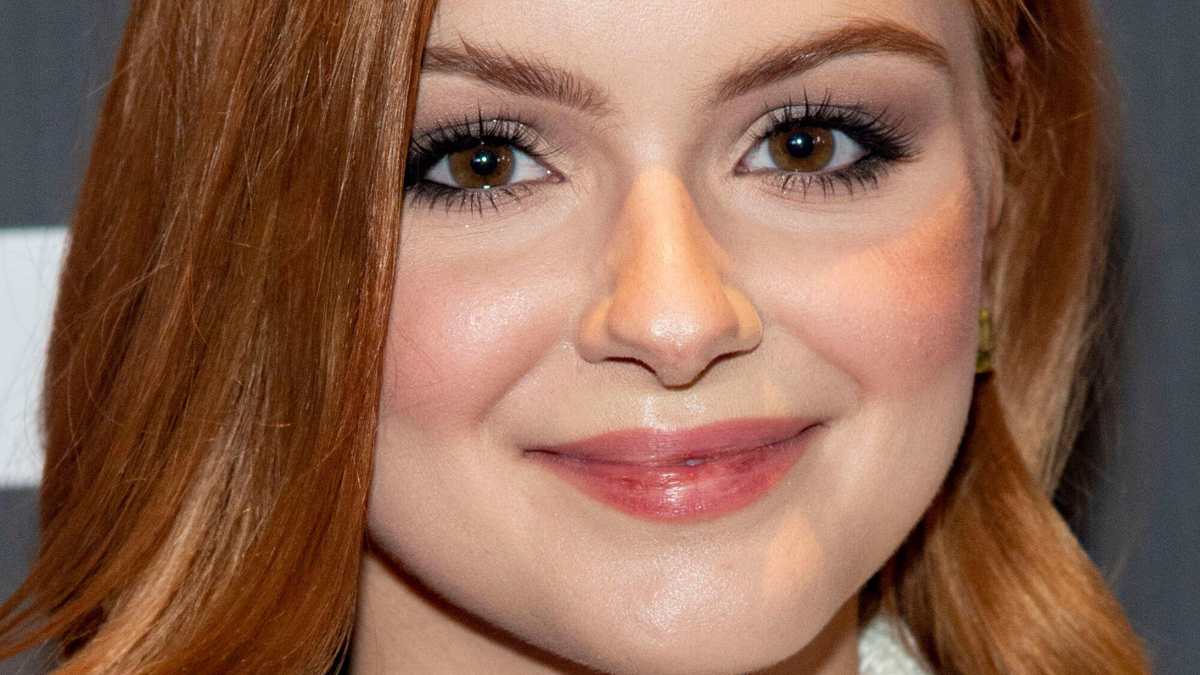 Ariel Winter Before and After: From 2008 to 2021 - The Glow Memo