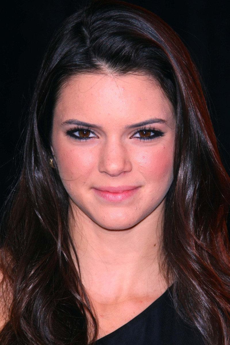 Kendall Jenner Before and After: From 2008 to 2022 - The Glow Memo