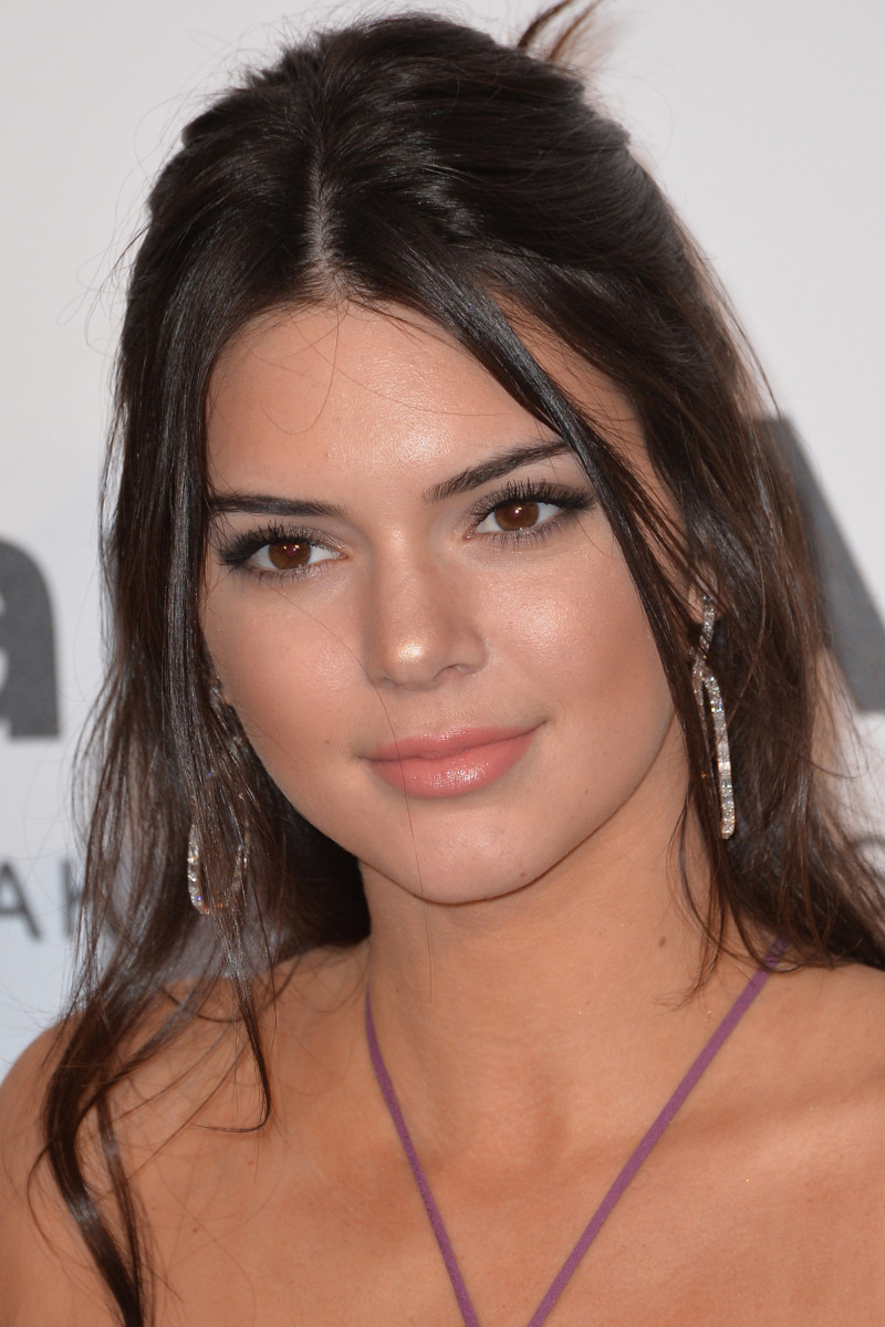 Kendall Jenner Before and After: From 2008 to 2022 - The Glow Memo