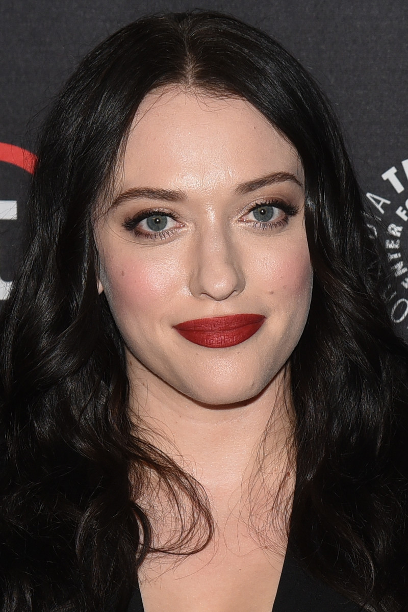 Kat Dennings Before and After: From 2001 to 2019 - The Glow Memo