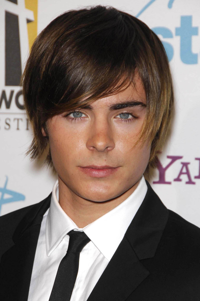 Zac Efron Before and After: From 2004 to 2024 - The Glow Memo