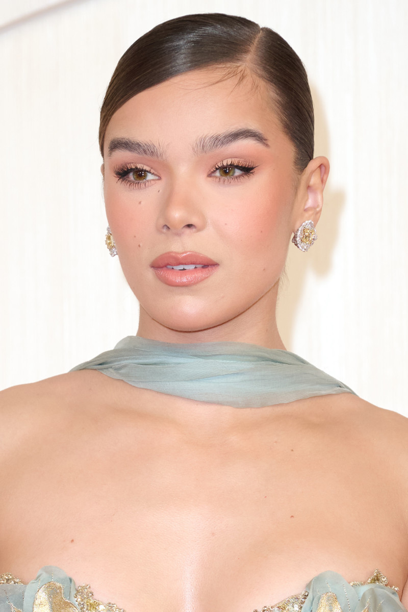 Oscars 2024: Best and Worst Beauty Looks - The Glow Memo