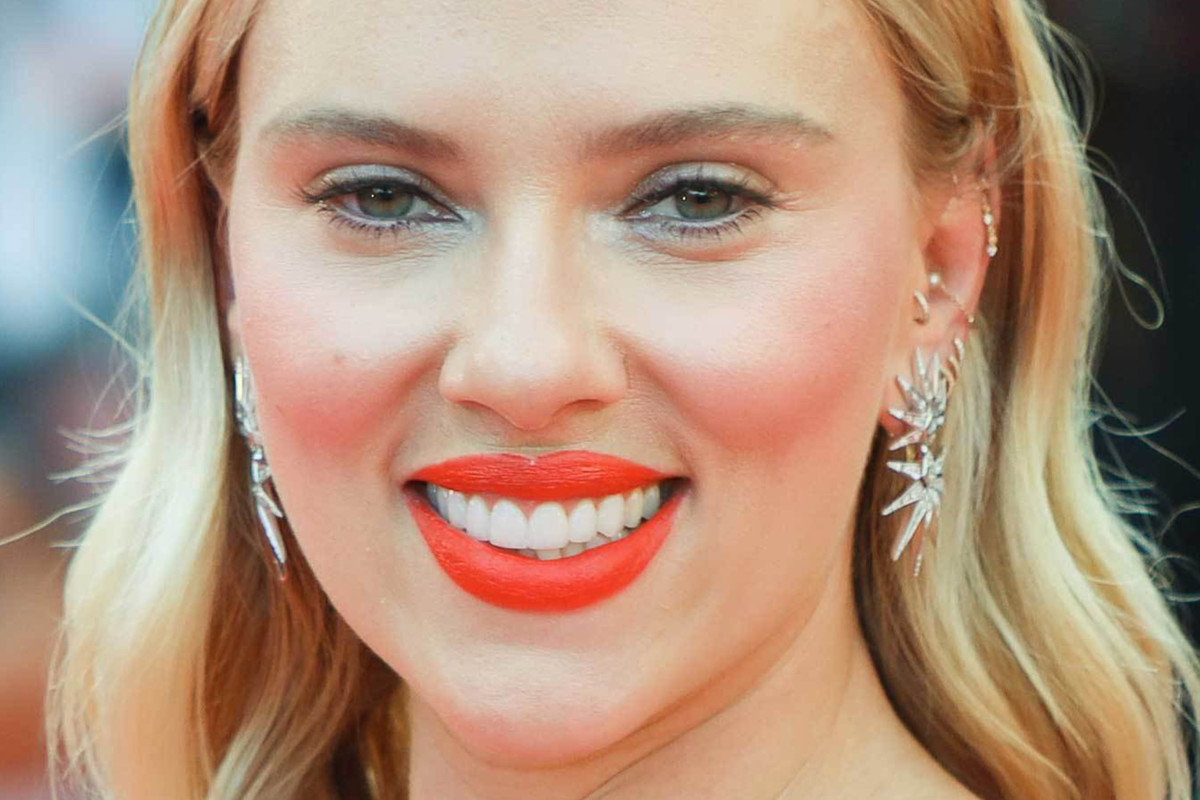 Scarlett Johansson Before and After: From 1997 to 2023 - The Glow Memo