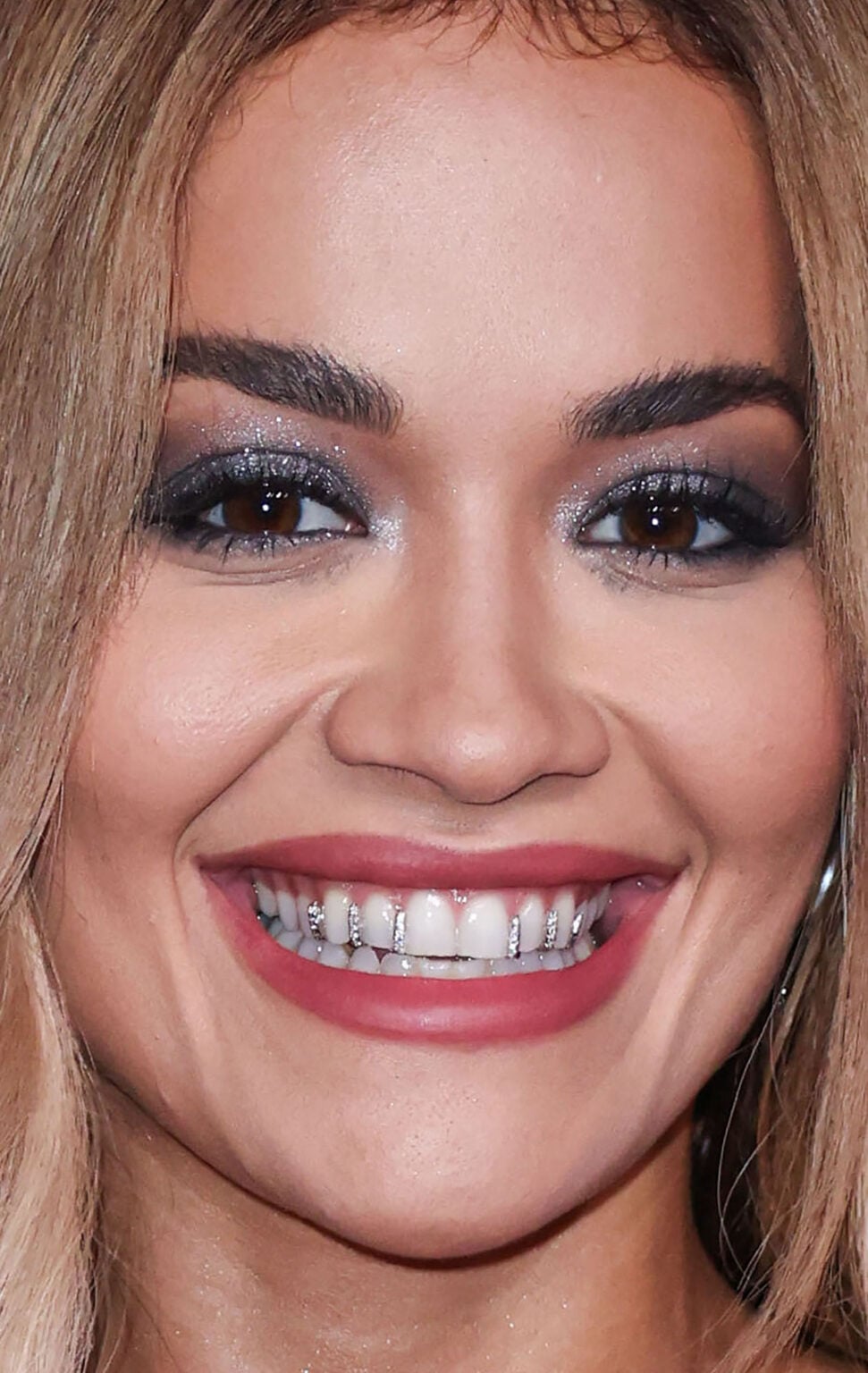 29 Glitter Makeup Looks, From Subtle to Full-On Sparkle